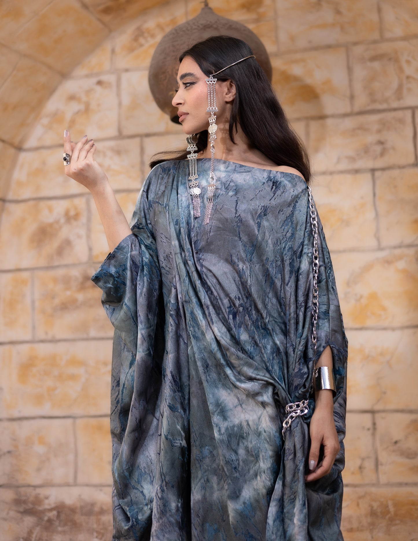 تراتيل – Smoky Blue